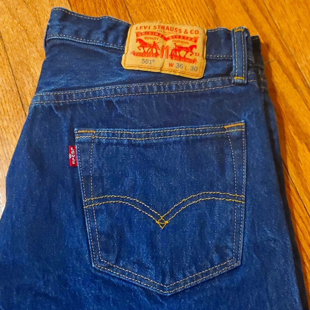 levi's 501 denim jeans